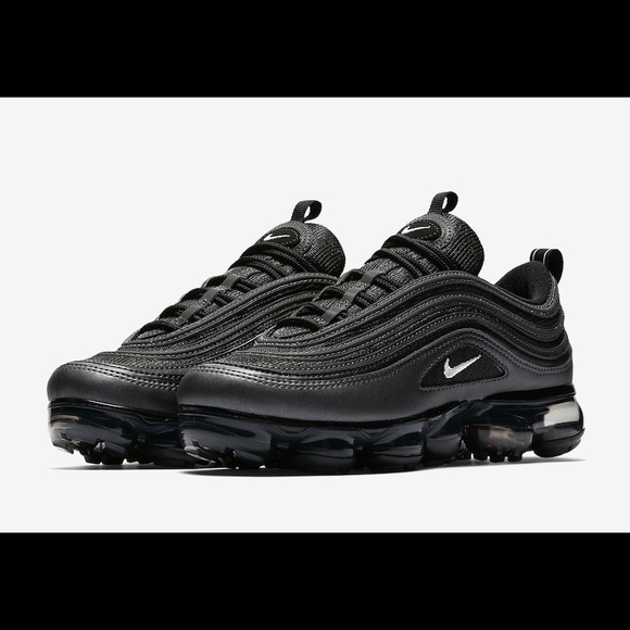 triple black 97 vapormax